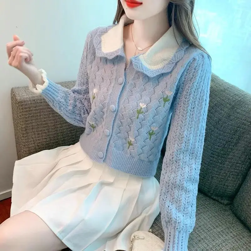 Retro Hooked Doll Collar Knitted Cardigan Women's Autumn Winter New Sweater Jacket Short Long-sleeved Top