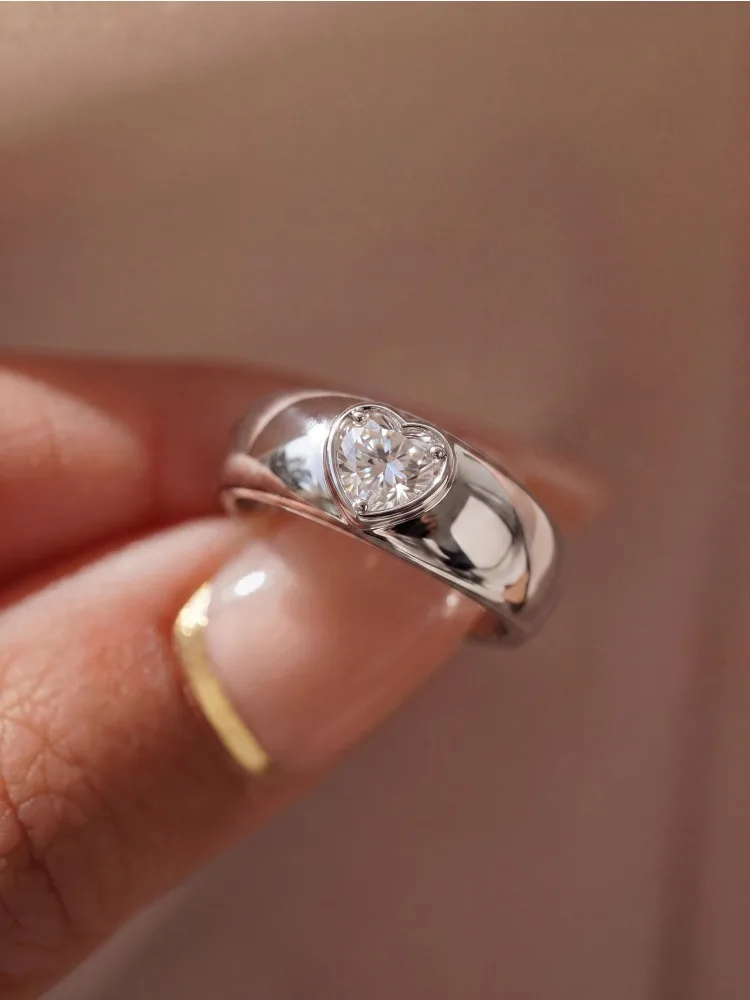 925 Sterling Silber Einfacher Breiter Polierter Herz-Zirkon-Ring für Damen, Verlobung, Hochzeit, Alltag, Party, Hochwertiger Edel-Schmuck – Detail 2