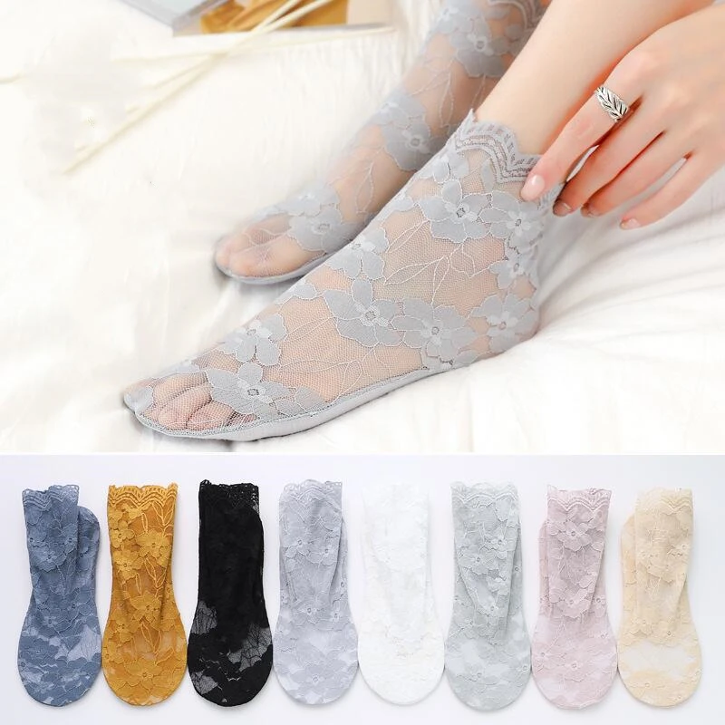 Ladies lace plum Bossom pattern invisible socks summer breathable hollow non-slip shallow tube socks thin ladies lace boat socks