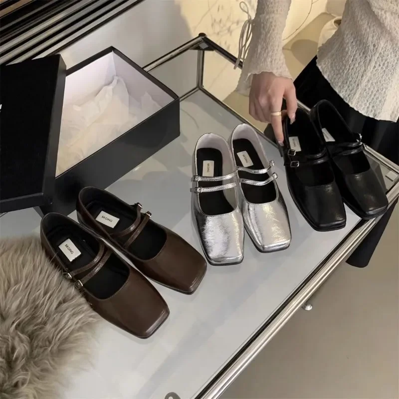 2024 Hot Selling Fashion Women's Flat Shoes Solid Color One-line Buckle Low Heel Round Toe Shallow Mouth Women's Flat Shoes