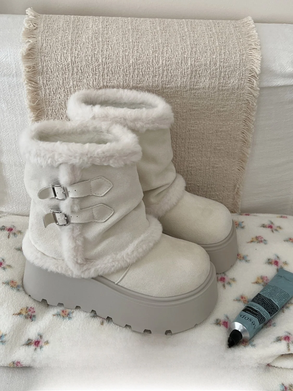 

Женские зимние теплые сапоги Thi Bot с флисовой подкладкой и хлопковым утеплителем, нескользящие, повседневные, короткие, на резиновой подошве