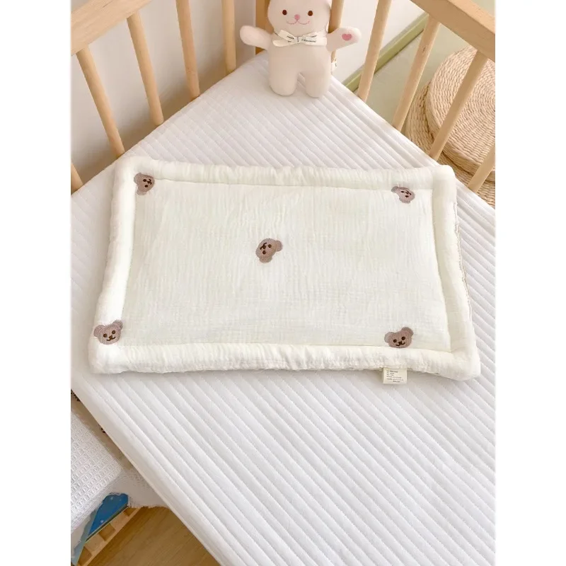 Neonate Infant Newborn Baby Pillow Sweat Uptake Breathable Soft Cotton Material Headrest Sleep Children Bedding Cute Printing