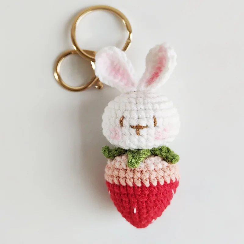 Fashion Gift Pure Handmade Knitted Wool Strawberry Rabbit Keychain Bunny Pendant Car Key Chain for Fashion Woman Bag Accessories