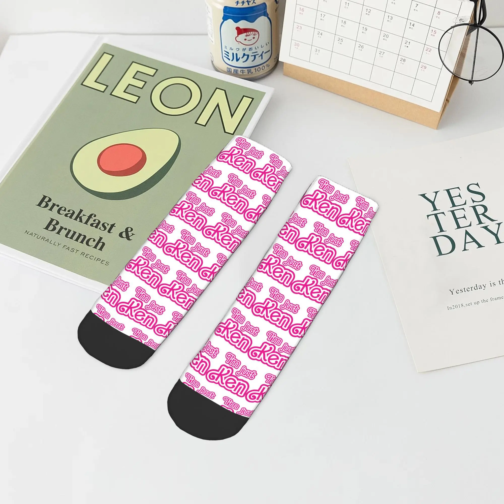 Calcetines I_m Just Ken para todas las estaciones, calcetines Harajuku absorbentes del sudor, medias divertidas para hombres y mujeres, regalos