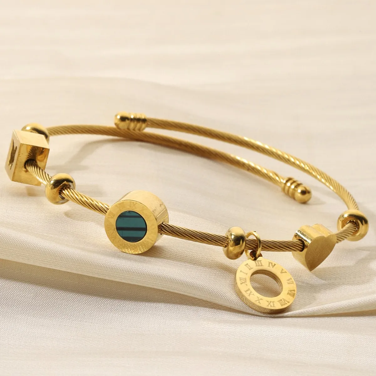 

Niche Malachite Roman Letters Charm Bangles Bracelets for Women Gold Silver Color Waterproof Titanium Steel Wrist Jewelry Gift