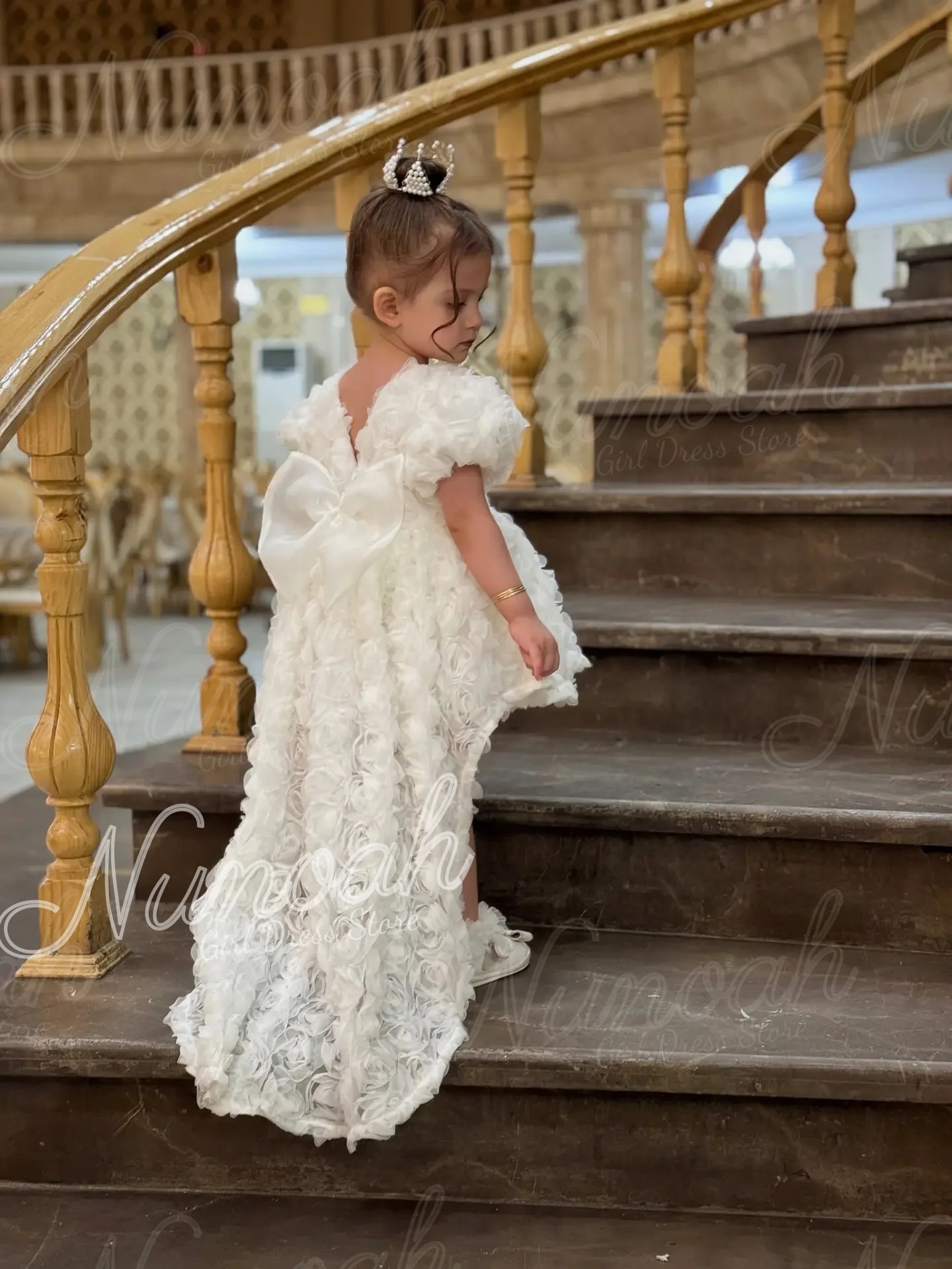 Ivory Flower Girl Dresses for Wedding with Rose Bow Lovely Girl Birthday Gowns High-Low Length First Communion Gowns Customize