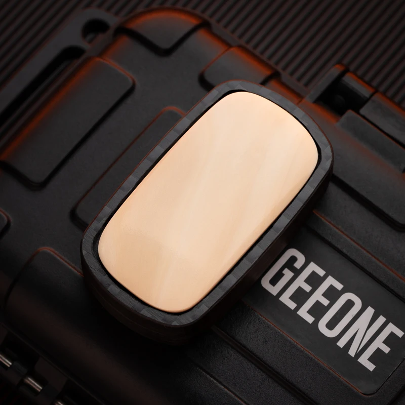 

2025 New Ink And Wash Необычные EDC Необмеченный зуб мамонта Механическая карта на кончиках пальцев Декомпрессия Модная настольная игрушка в подарок