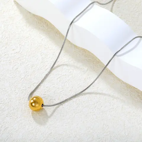 अनियमित गोल्ड-प्लेटेड स्टेनलेस स्टील स्माइली बॉल पेंडेंट नेकलेस लड़कियों के लिए उपयुक्त एक सरल और बहुमुखी आभूषण उपहार है 12 best sales हार स्माइली - №2