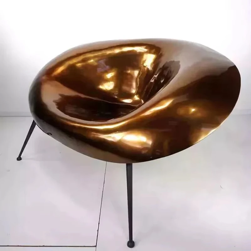 Sculptural Bowl Fiberglass Lounge Chair Modern Style Metal Legs