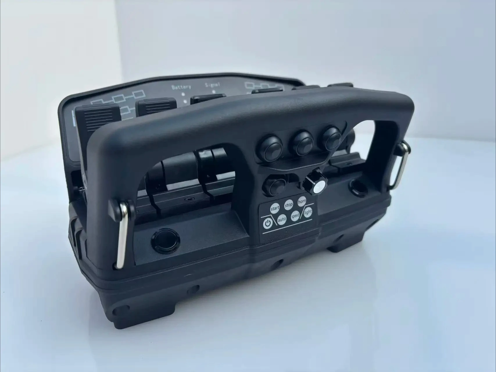 

Truck Crane 4 Channel Wireless Remote Controller With Clutch Actuator