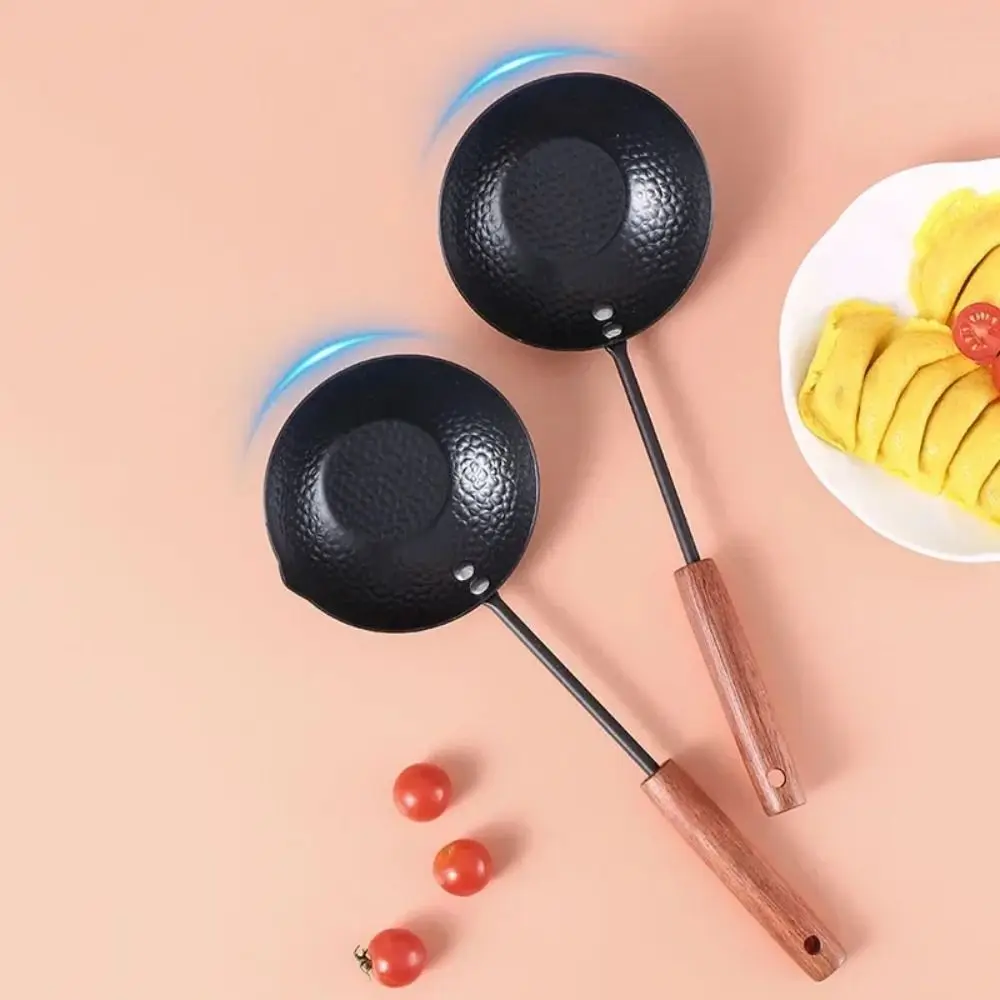 

Wooden Handle Mini Frying Pan Cast Iron Pour Spout Butter Melting Pot Flat Bottom Anti-scald Omelette Pan All Stovetops