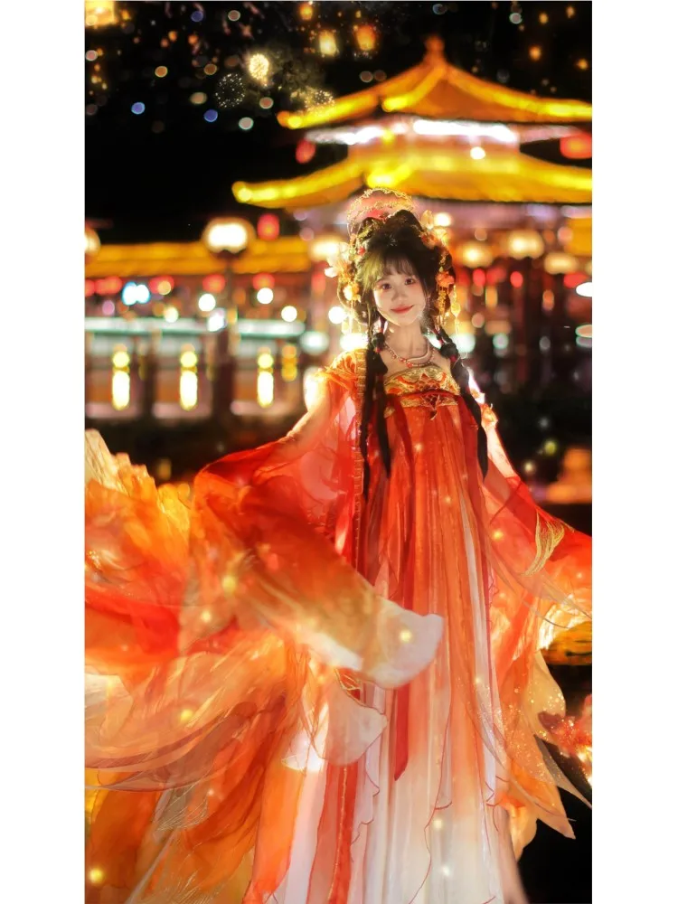 

A set of Hanfu women's embroidered chest-length Buzi skirt and wide-sleeved shirt