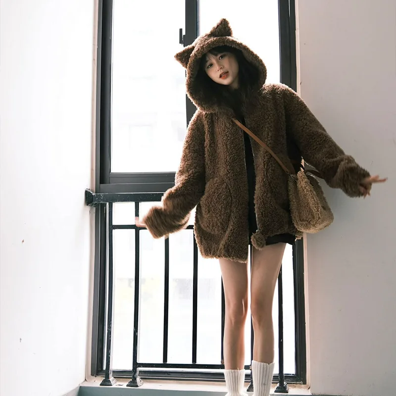 2024 Winter New Coffee Bear Hoodie Short Lamb Fury Jacket Women's Autumn/Winter Edition