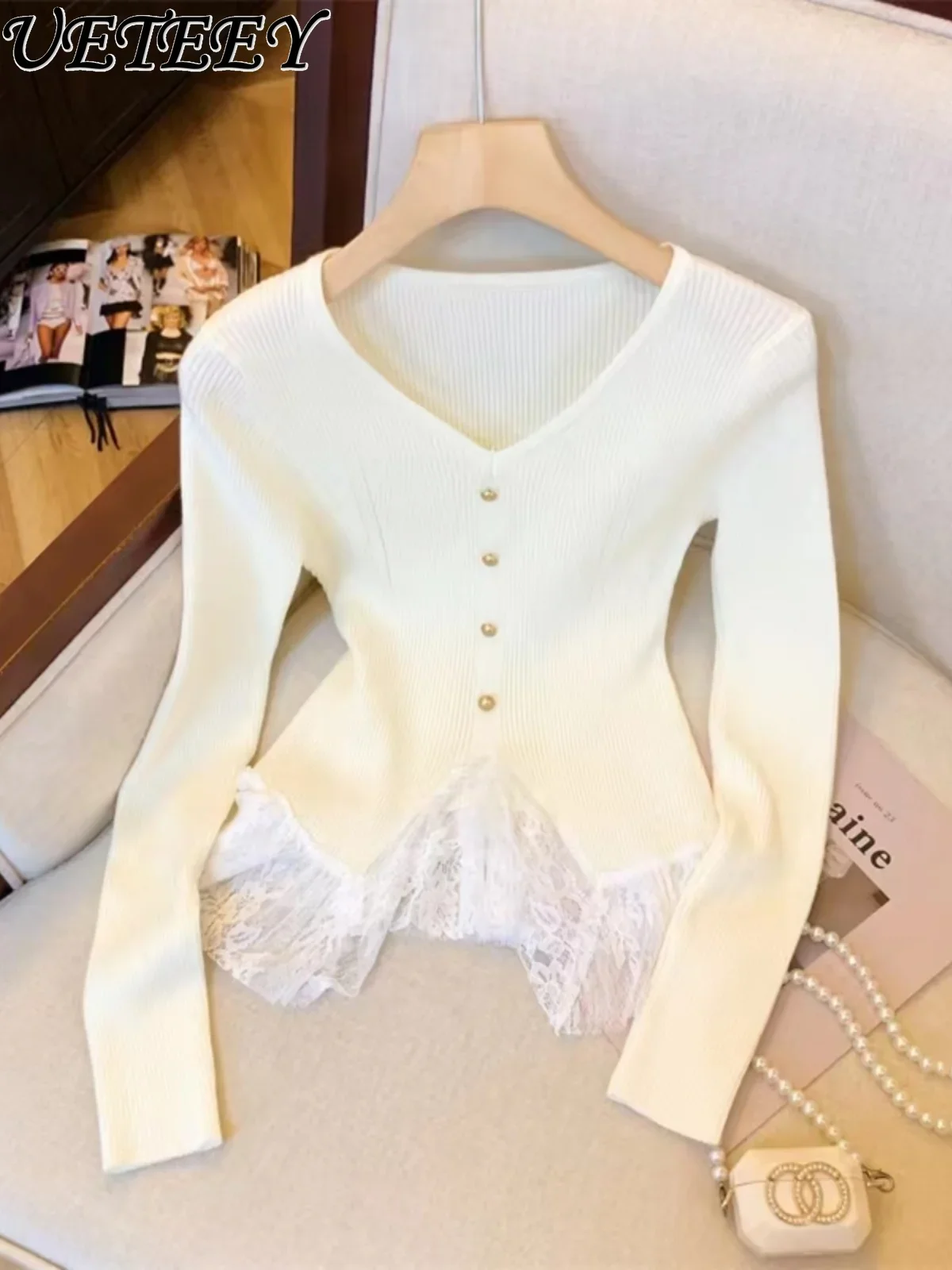 

Lace Splicing Irregular V-neck Split Knitted Sweater Women's Spring and Autumn Unique Foreign Style Beautiful Short Shirt