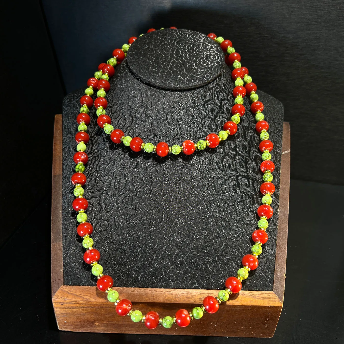 

Очаровательное женское красное коралловое бирюзовое свитер-цепочка, однослойное длинное ожерелье из морского бамбука, осень-зима, элегантный модный аксессуар на шею