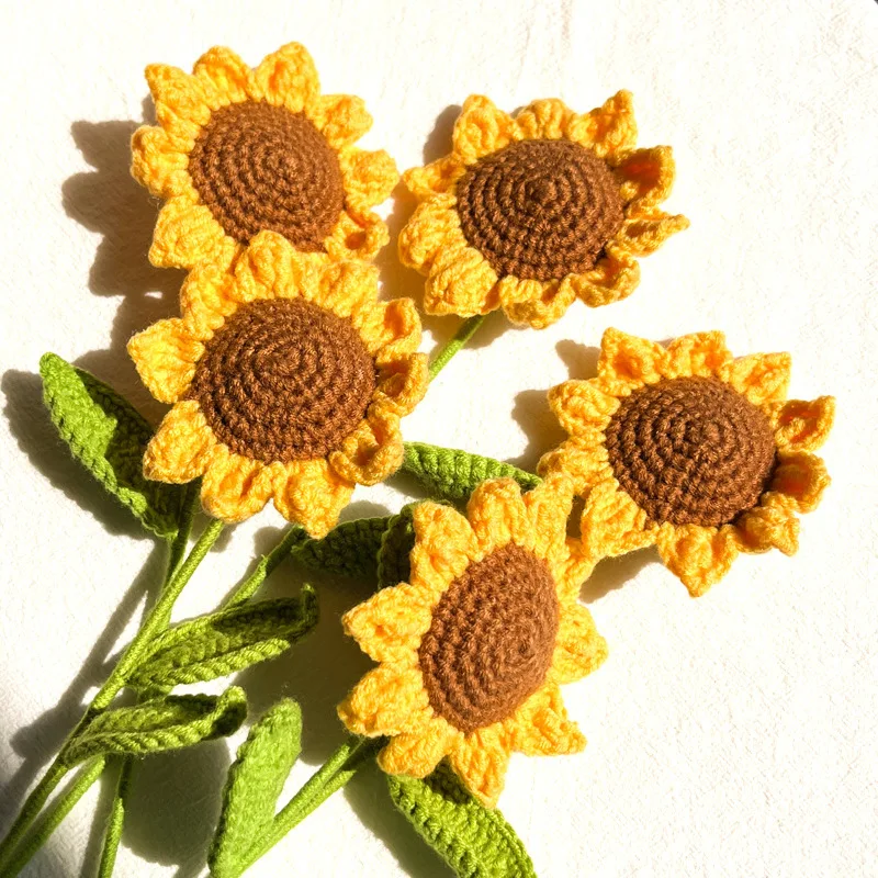 Hand crocheted flower bouquet sunflower finished wool flower bouquet immortal flower