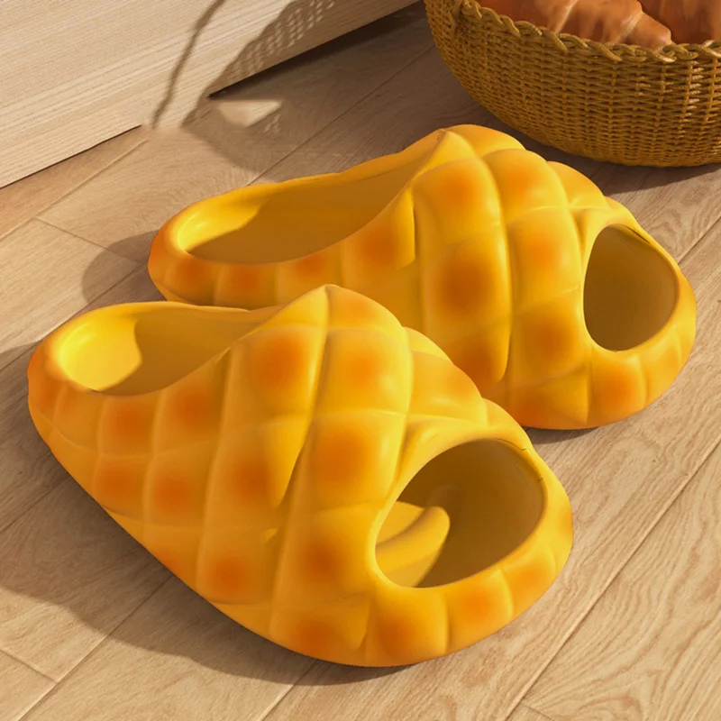 Summer Women Slippers Garden Shoes Pineapple Bun Design Design Sandals Vacation Non-slip Slippers EVA Soft Casual Indoor Shoes