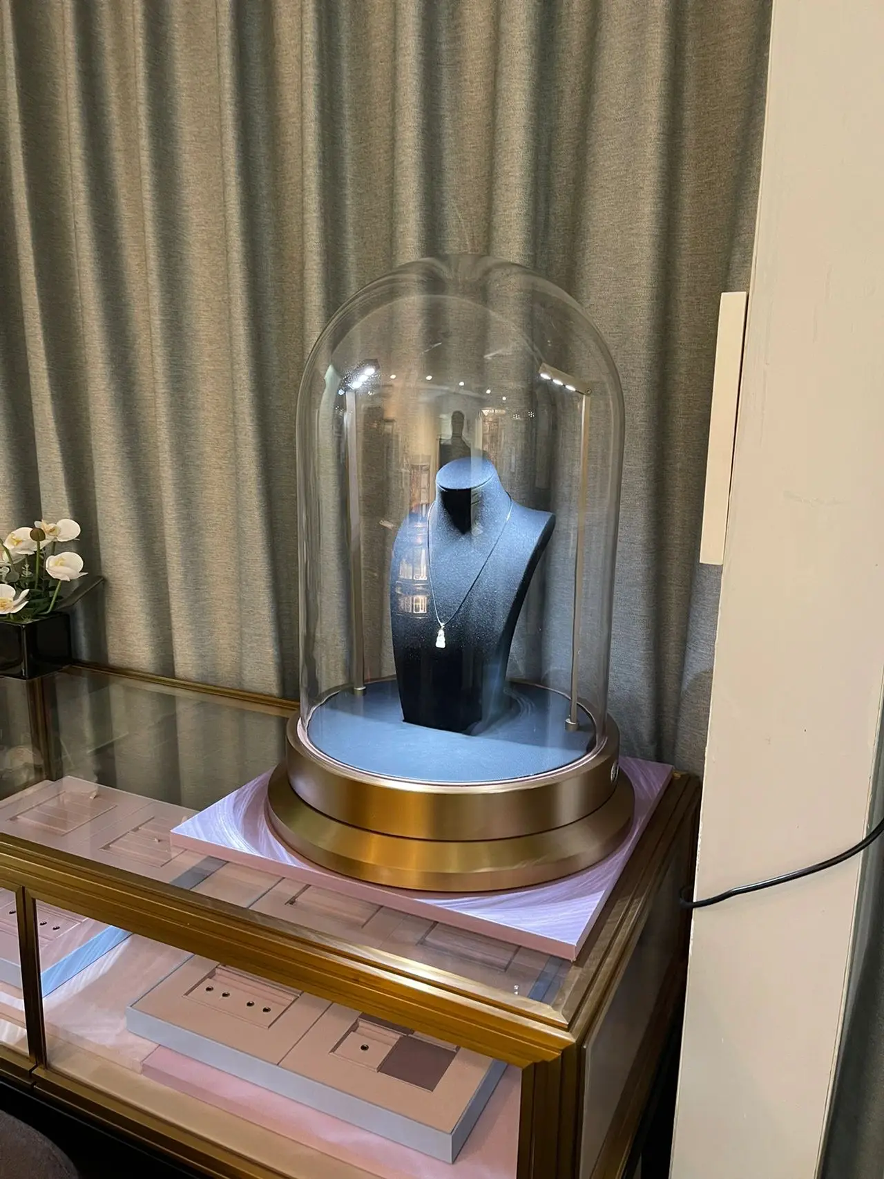 Jewelry Display Counter Jewelry Display Showcase Furniture Jewellery Showroom Furniture Design Display Cabinet Table Stand Kiosk