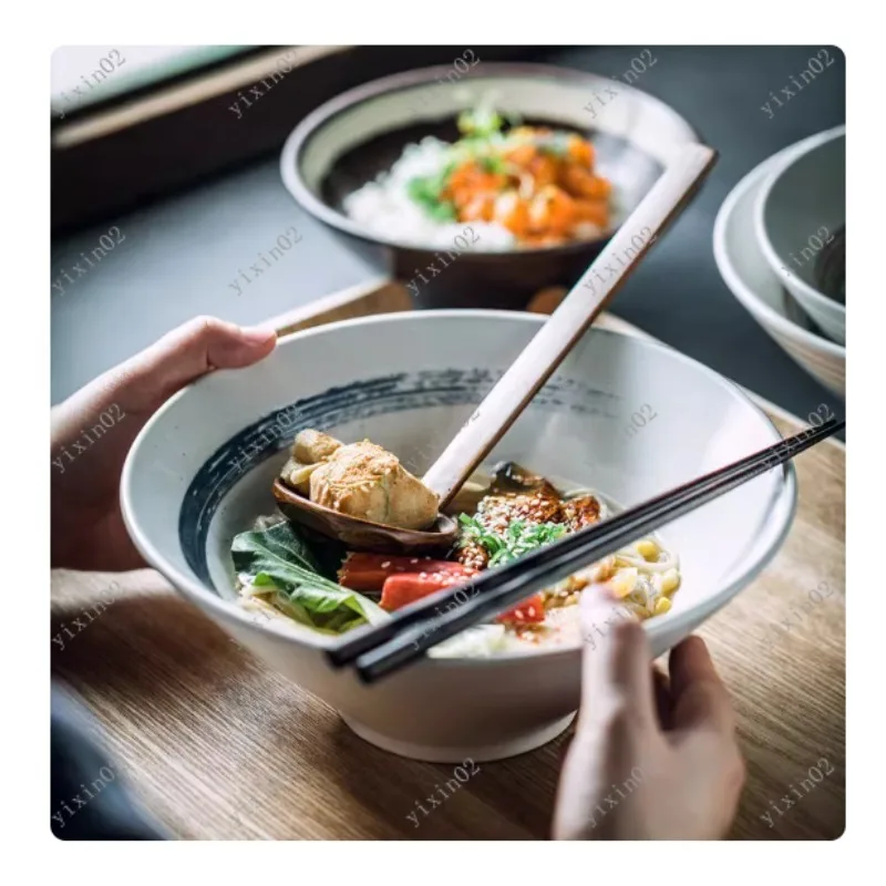Large Capacity Ceramic Ramen Bowl in Horn Shape - Creative Soup Noodle Bowl for Household Kitchen Tableware Set