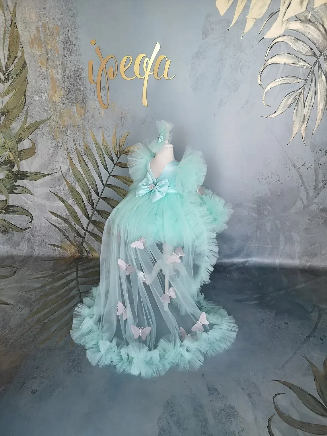 

Puffy Aqua Flower Girl Dresses Child Butterfly Tulle Wedding Birthday Party Dress Rhinestone Bow Kids Holy First Communion Gown