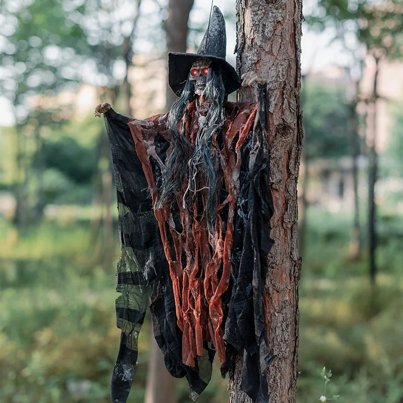 Halloween Horror Props, Haunted House Decorations Electric Toys Sound Emitting Voice Controlled Skeletons Small Hanging Ghosts