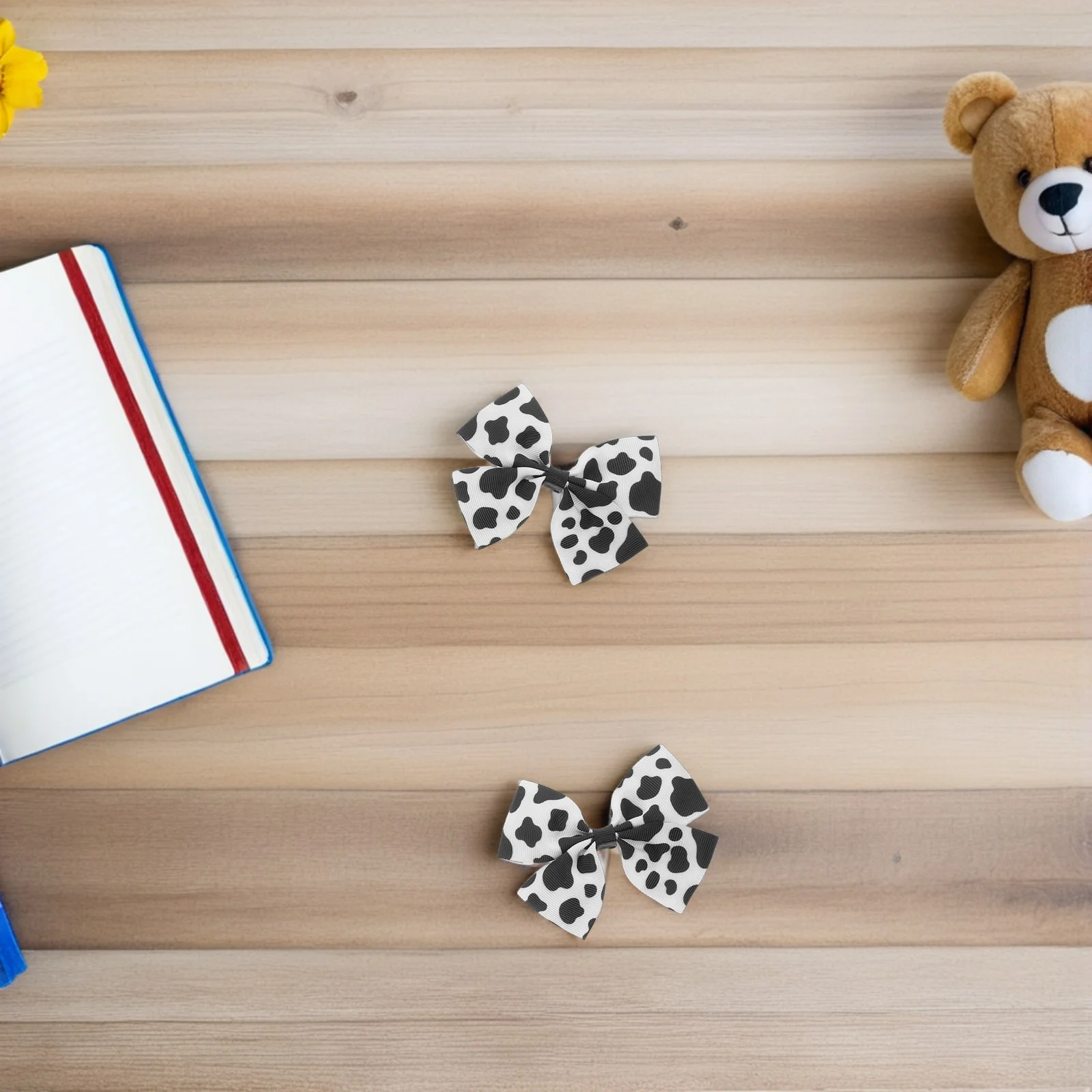 

4Pcs Cow Print Hair Clips Black Alligator Clip Barrettes Hair Accessories for School Birthday