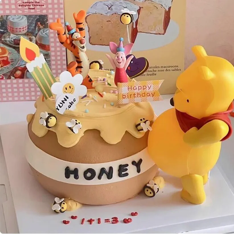 Decoração de Bolo de Aniversário do Winnie the Pooh, Ornamentos de PVC em Forma de Teia de Aranha, Topo de Bolo para Decoração de Chá de Bebê
