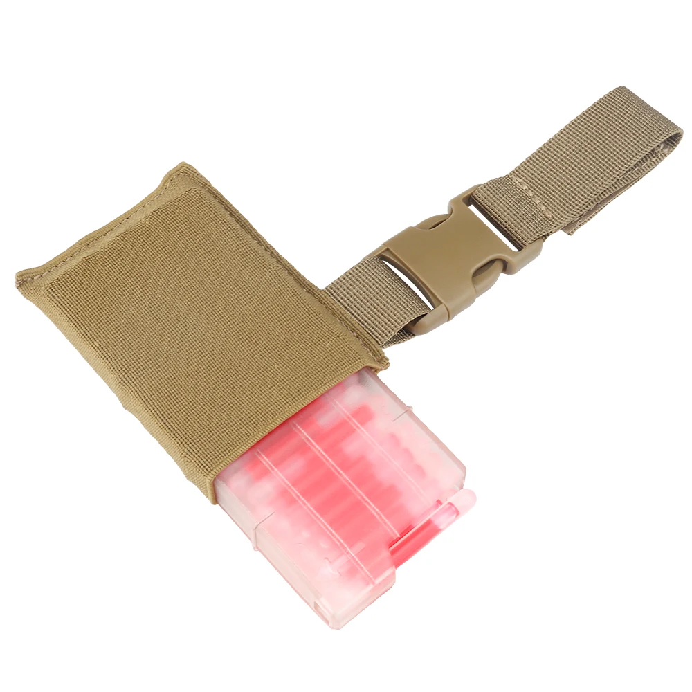 أعواد توهج تكتيكية مع موزع إضاءة بمناسبة بأكمام ثابتة مع ضوء تدريب وحقيبة حزام لعبة Airsoft CS