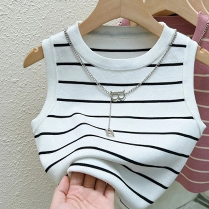 2024 New Four Seasons Short Ladies With Striped Vest Vintage Sweater Sleeveless Round Neck Anti-Slip Sexy High Waist Top