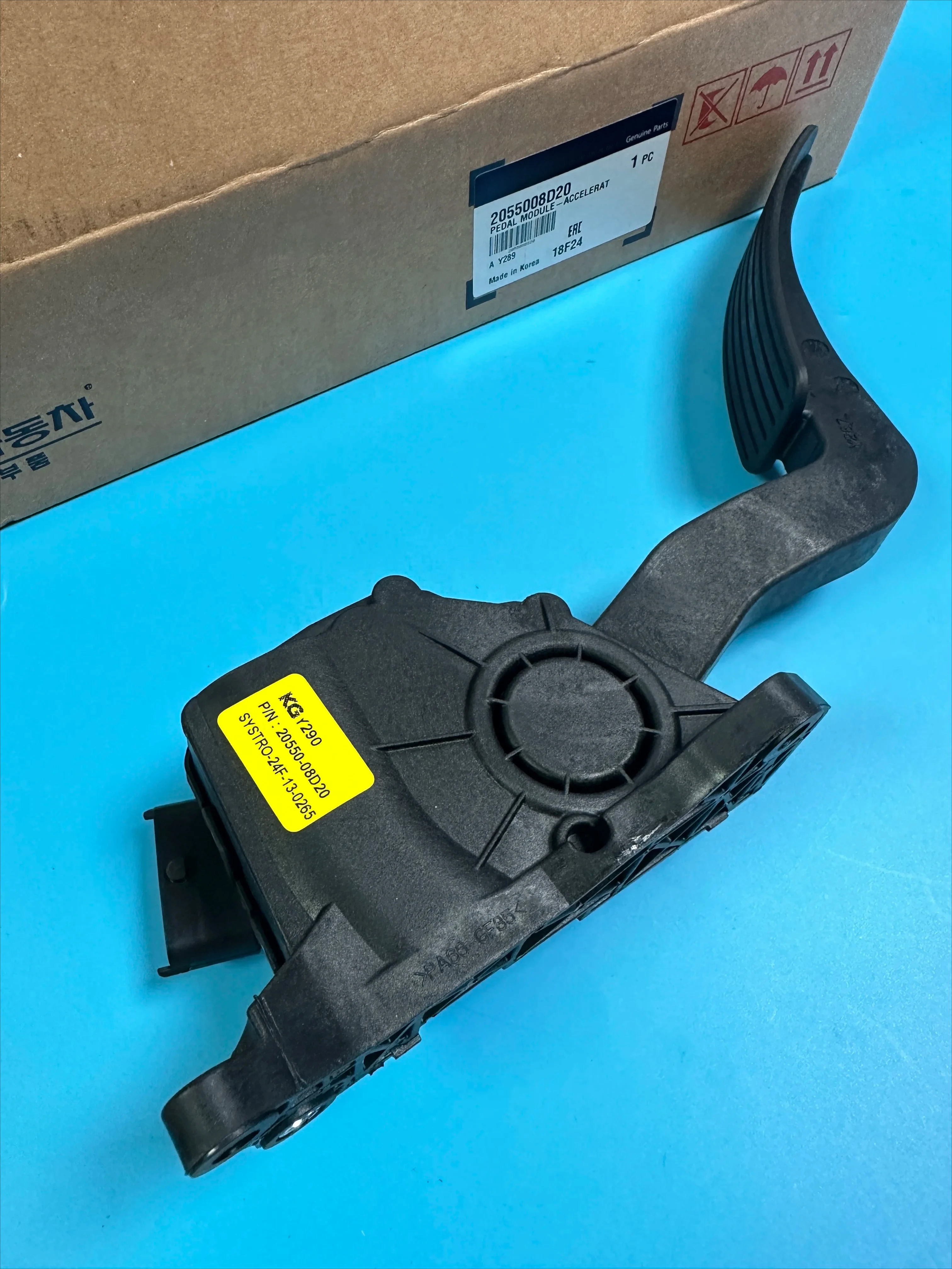 

Оригинальный модуль педали акселератора в сборе 2055008D20 для Ssangyong Rexton 2012-2017 Rodius/Stavic 2012-2019