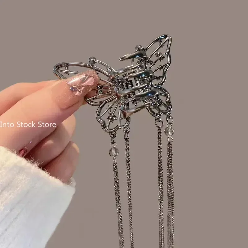 New Super Immortal Hollow Butterfly Tassel Women's Grab Clip Half Tie Hair Fashion Girl Pearl Pendant Hair Card Shark Clip