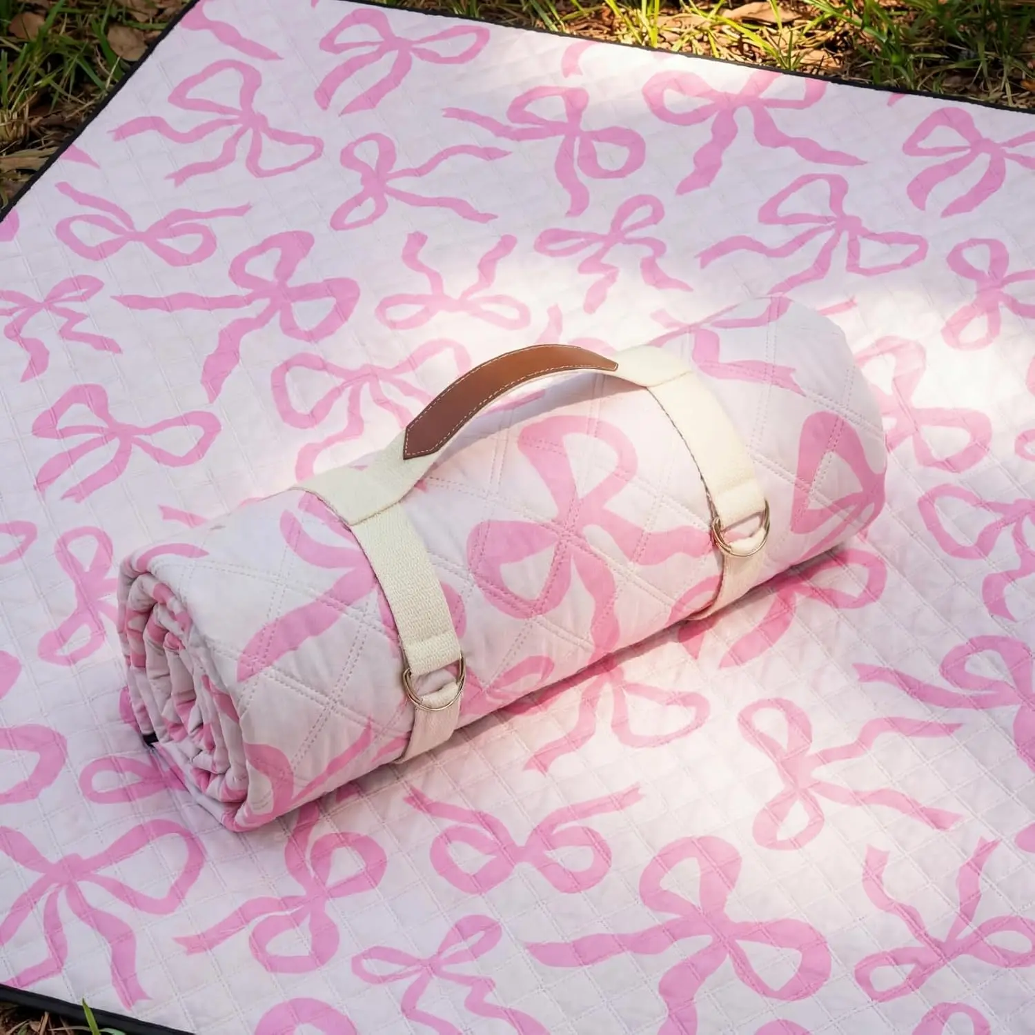 

Pink Bow Picnic Blanket 80'' x 80'' Waterproof Extra Large Camping Blanket Coquette Picnic Mat Foldable Portable Preppy Outdo