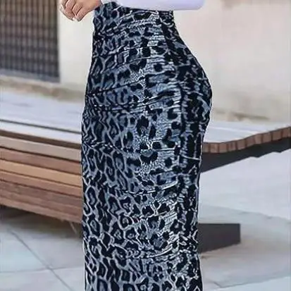 

Мужской повседневный спортивный костюм, женский комплект с леопардовым принтом, шорты с высокой талией, футболка, осенняя мода, удобная, дышащая одежда...