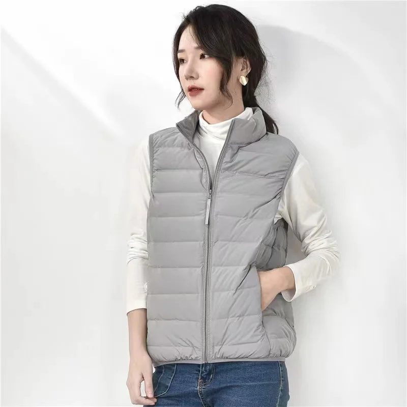 2023 Autumn Winter Womens 90% Duck Down Warm Vests Ultra Light Down Vest Women Portable Sleeveless Windproof Thick Vest Zipper