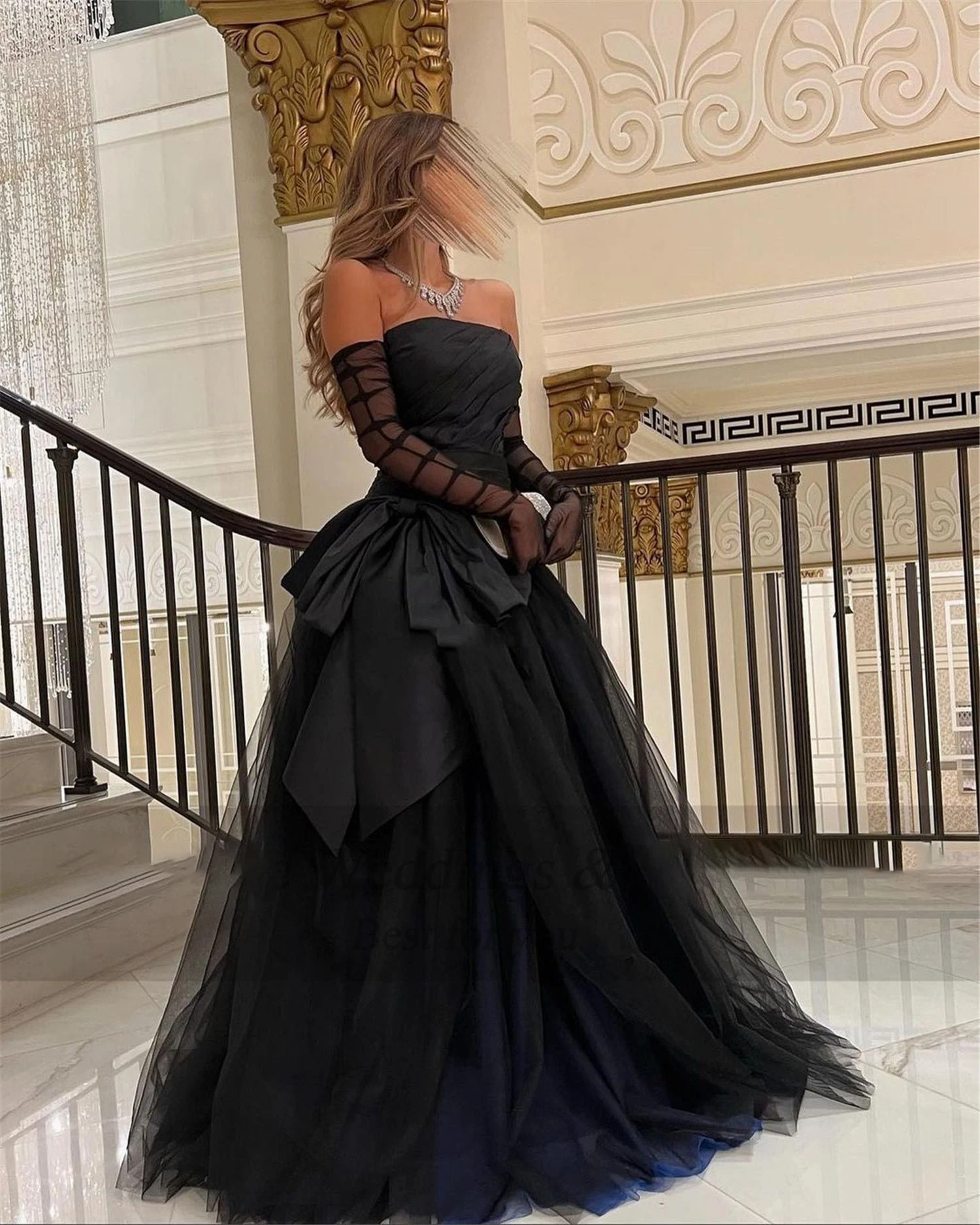 

Welove Black Saudi Arabia Prom Dresses Tulle Satin Pleats Bow Evening Gowns Strapless Formal Wedding Party Bridesmaid Dress