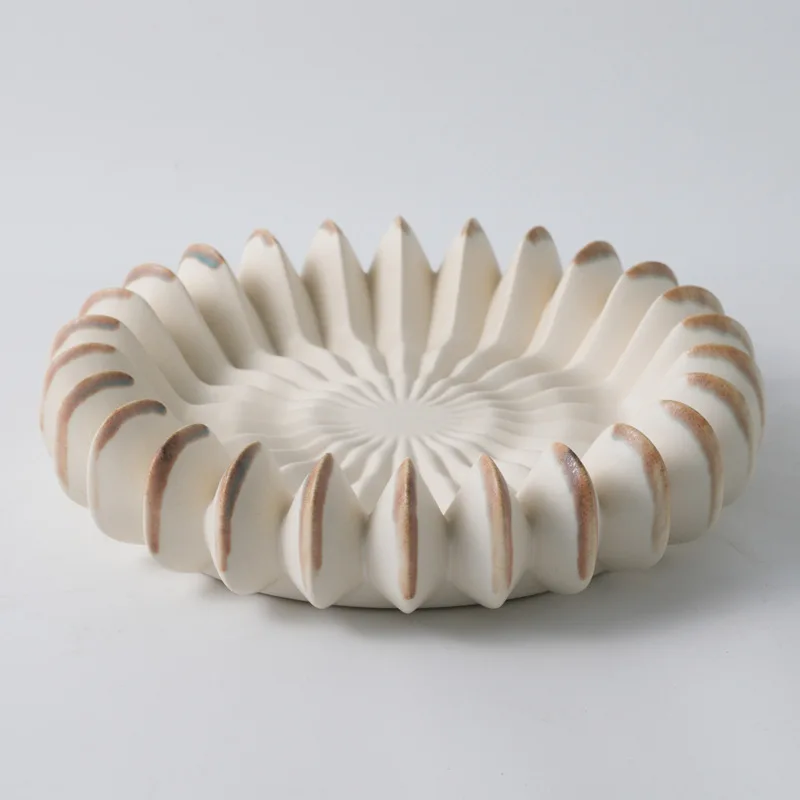 Ceramic fruit plate household living room coffee  desktop creative light  high-end snack plate storage ornament