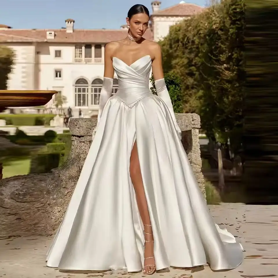 Customized Bridal Gowns Wedding Dress and Vestido de Novia with Sweetheart Side Slit Pleats  Delicate Beading Sleeveless Satin