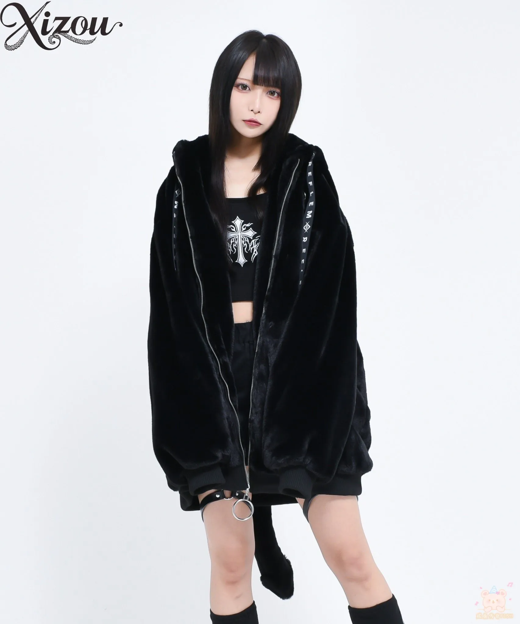 معطف فرو ياباني من القطيفة لعام 2025 للنساء للشتاء سميك ودافئ على شكل آذان الشيطان سترة بقلنسوة وسحّاب فضفاض Kawaii Y2K بلوزات كاساكو الشرير #2