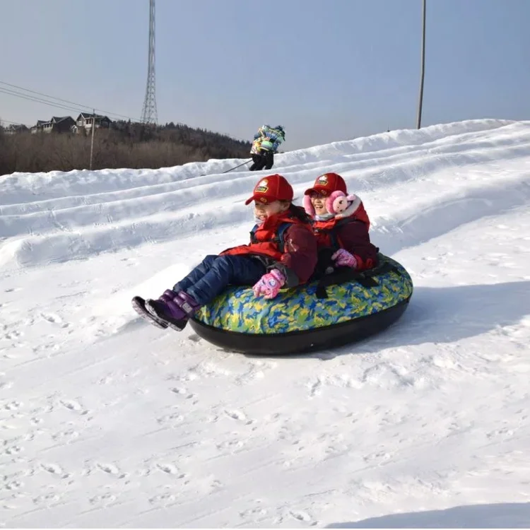 Barato grande doble esquí de nieve círculo trineo al aire libre espesar PVC trineo tubo de esquí