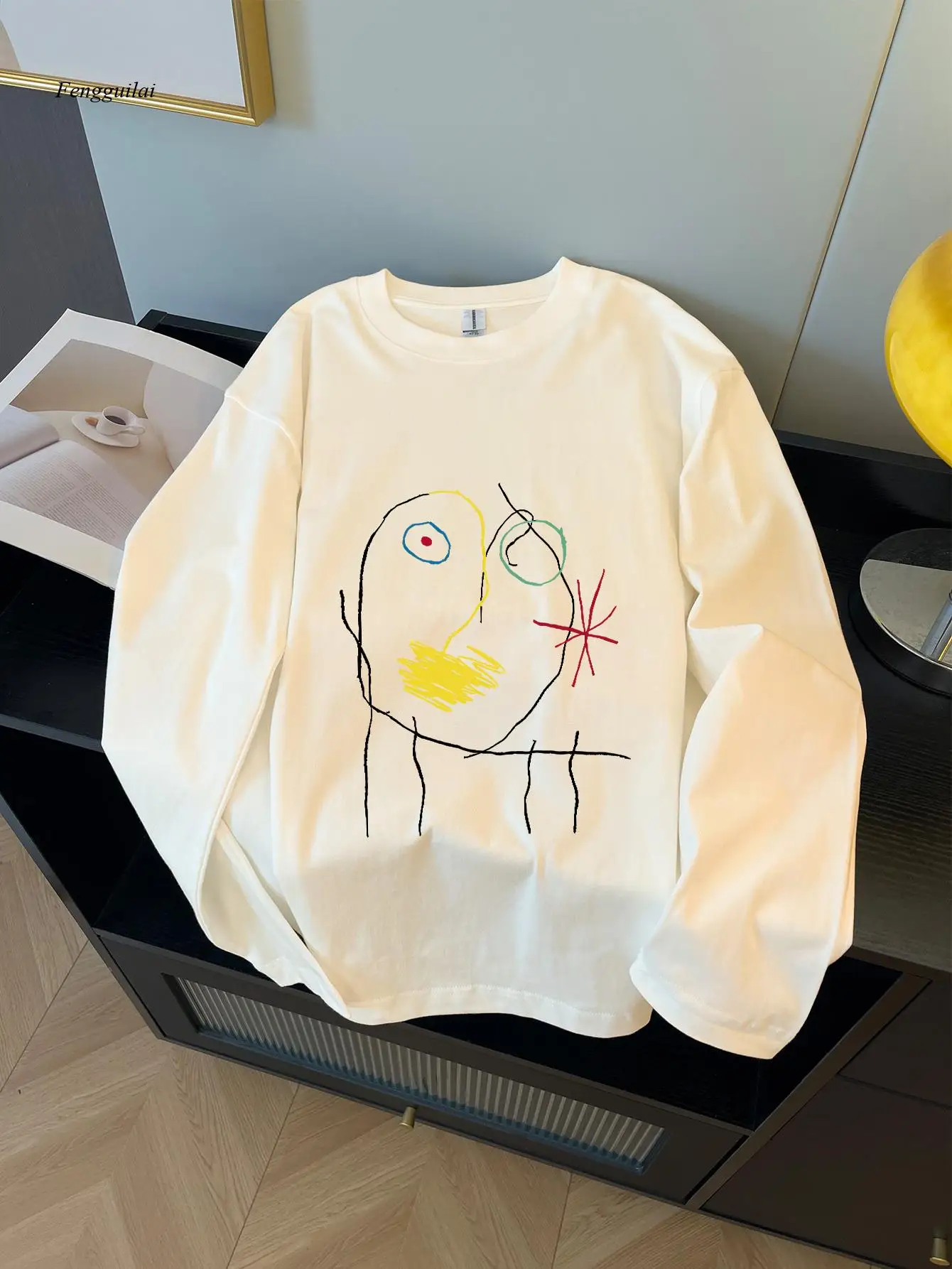 ノベルティ＆風変わりなプリントが施された長袖Tシャツ - カジュアルなラウンドネックの冬秋トップス、ランダムでユニークなパターン