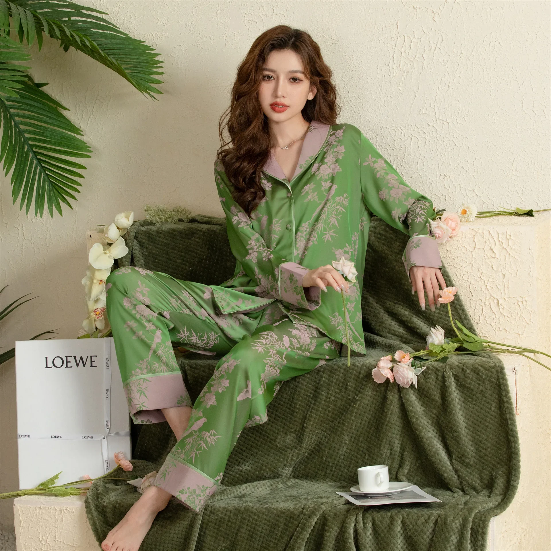 

Loungewear Women Satin Sleepwear Green Silk Pajamas Women Autumn Fashion Print Flowers Pajama Set Long Sleeve Home Suit Pyjamas