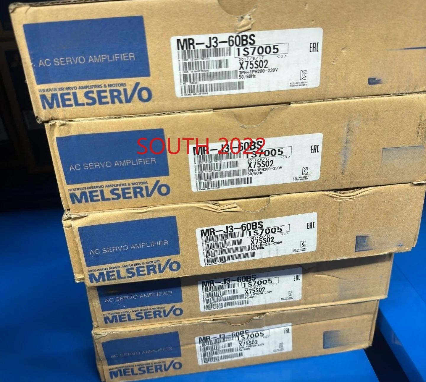 

НОВЫЙ в коробке MR-J3-10BS MR-J3-20BS MR-J3-40BS MR-J3-60BS MR-J3-70BS MR-J3-100BS MR-J3-200BS Сервопривод