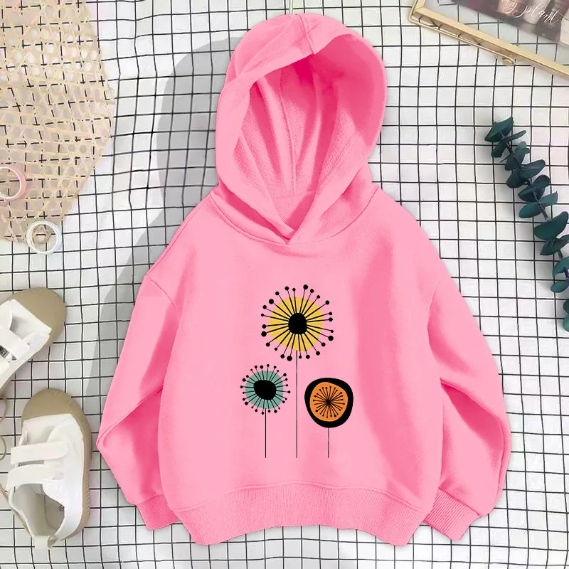 The 2026 autumn/winter collection features stylish girls 'hoodies, lightweight thin-layered shirts, children's long-sleeved tops