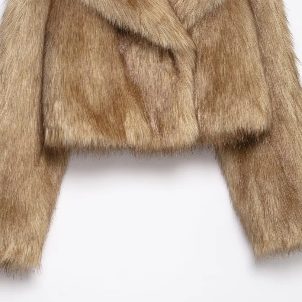 UNIZERA 2025 New Women's Wear Casual Fashion European and American Style Design Touching Fur Effect Short Coat