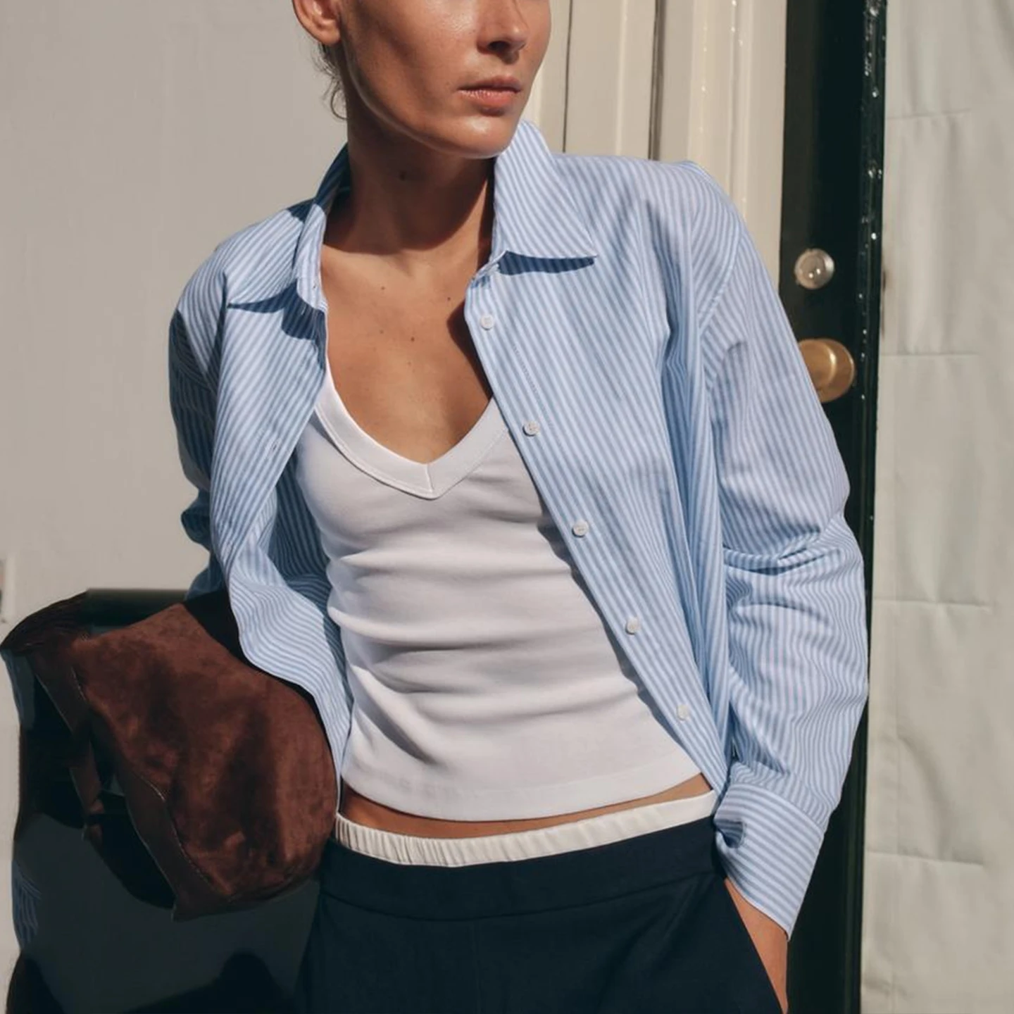 Nowa kolekcja jesień 2025, damska moda, spódnica w paski z plisowanym pasem, marka Z, europejski styl, długa spódnica.