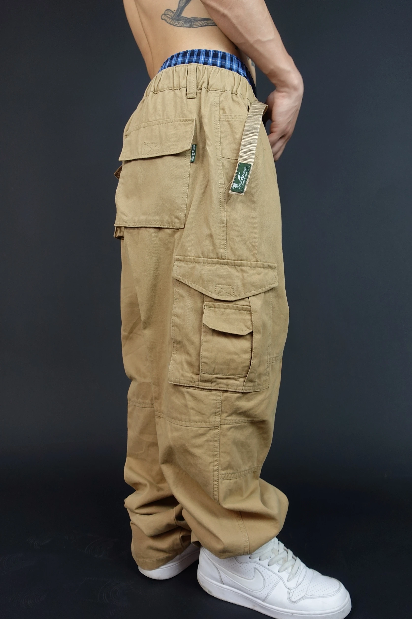 

Plus-size, multi-pocket And Oversized Khaki Overalls For Men Skateboarding hip-hop Slacks