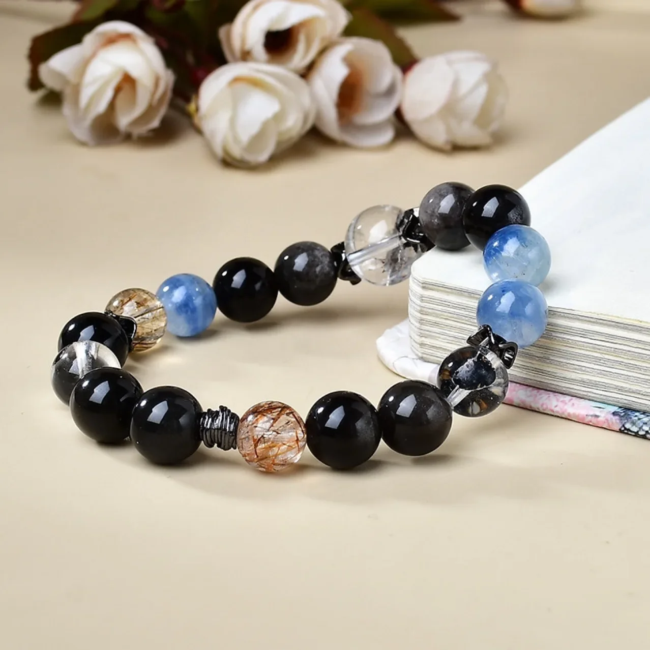 

Natural Crystal Silver Obsidian Men's Bracelet Women's Light Luxury Fashion Lucky Bracelet