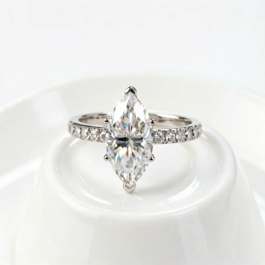 

Обручальное кольцо с муассанитом, белое золото, 3 карата, 7 х14 мм