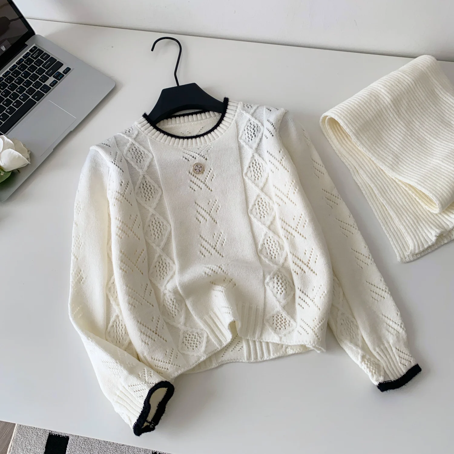 

Винтажная вязаная корейская модная блузка с круглым вырезом и длинными рукавами, осенне-зимняя женская одежда