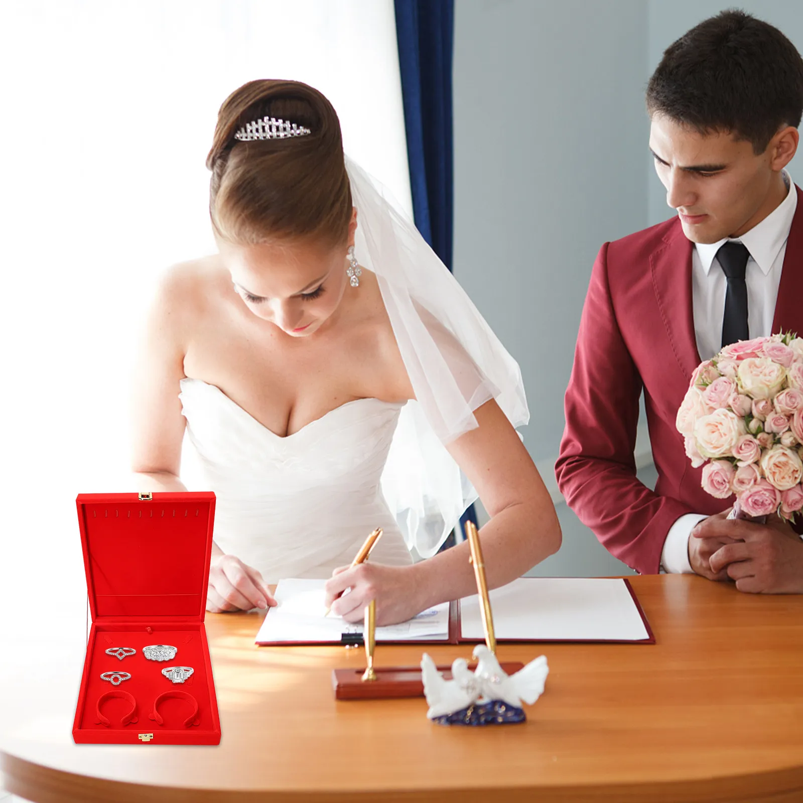 

1Pcs Chinese Style Wedding Jewelry Box Exquisite Wooden Bracelet Necklace Earring Ring Storage Portable Decorative Container